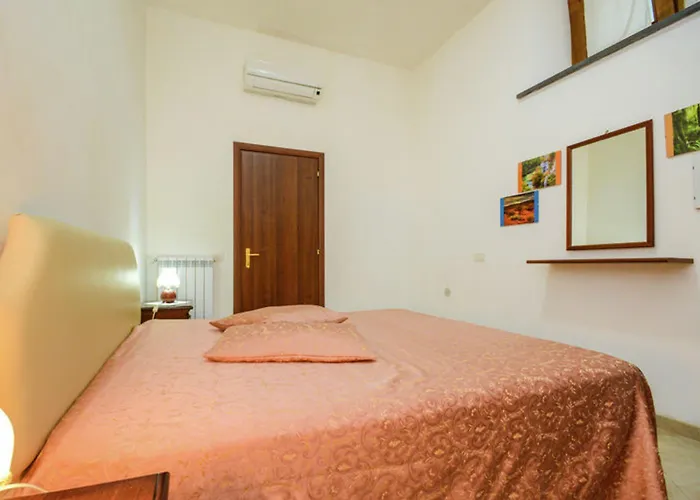 Vakantiehuis Comfortable House With Sea View In