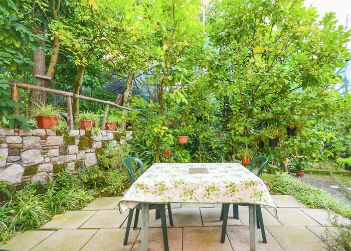 Comfortable House With Sea View In *