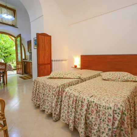 Comfortable House With Sea View In